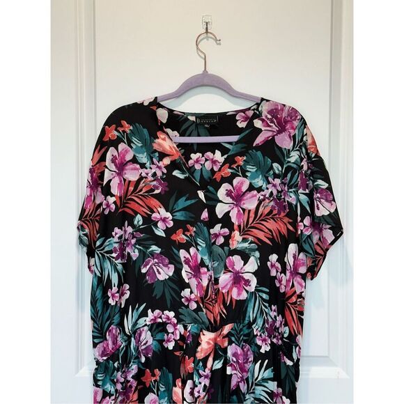 Bobeau Aniyah Surplice Black Floral Dress Size 2XL - Picture 3 of 8